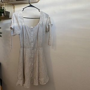 Polka dots short dress